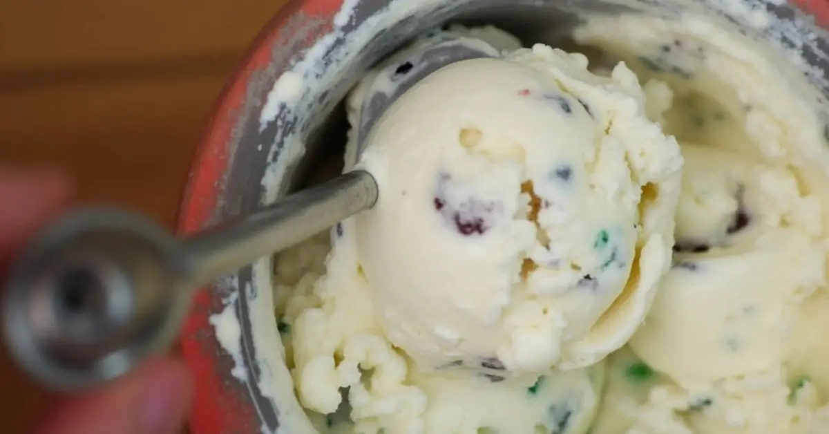 Nostalgia ice cream maker recipes - homemade vanilla and chocolate ice cream served in bowls with fresh toppings.